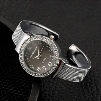 Dámy Quartz Hodinky Ženy, Luxusné Náramkové hodinky Top Značky Módnych Kreatívny Dizajn Hodinky Elegantné dámske Náramok Relogio Feminino