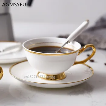 Európska zlatá rukoväť kosti čína šálku kávy čaj nastaviť popoludňajší čaj mlieko pohár pár pohár s misky, lyžice hrnček kreatívny svadobný dar