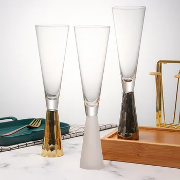 Kreatívne červené poháre na víno, šampanské sklo fire domácnosti model izba club stolové víno sklo banquet dekorácie pohár Obrázok 2