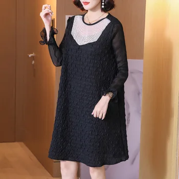 Miyake Skladaný High-End Klesnutie Malé Čierne Šaty 2022 Jesenné a Zimné Nové Mama Elegantný Plus Veľkosť dámske Dlhý Rukáv Šaty
