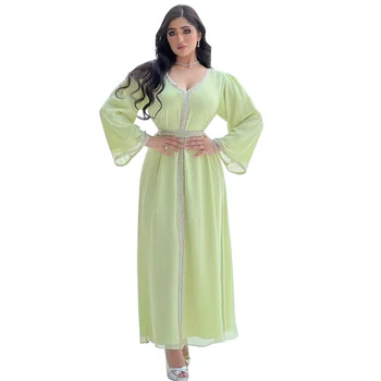 Skromný Moslimské Ženy Šaty Svetlo Zelená Šifón Diamond Pásky Trim V Krku Dlhý Rukáv Voľné Belted Arabskom Dubaji Kaftane Marocain Eid