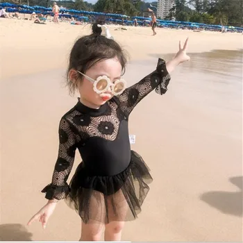 Letné Deti Girl Black opaľovací Krém s Dlhým Rukávom Čipky jednodielne Plavky Plážové Športy Čierne Kvety Plavky 3-6Y A205