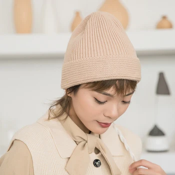 Nový jednoduchý štýl Jeseň v zime teplé ženské jednofarebné svetlo rada kórejský štýl módny výlet teplé vetru pletené čiapočku klobúk Obrázok 2